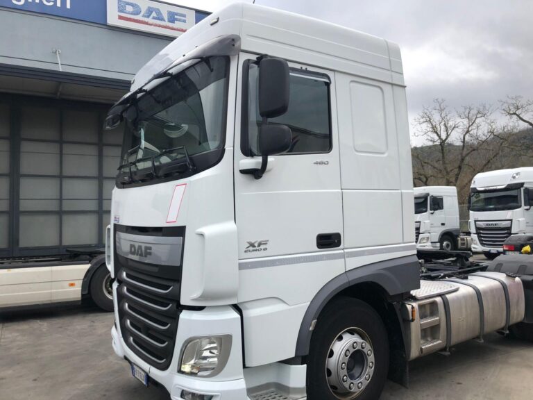 truck XF460SLH FK716SN 27785