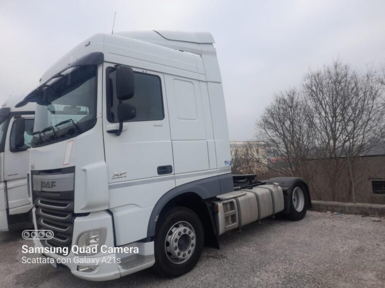 truck XF460SLH FL787RF 26624