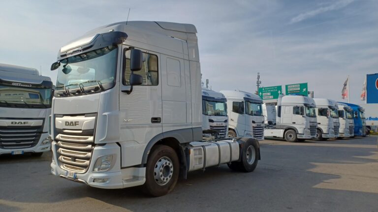 truck XF480SLH FL874RF 27833