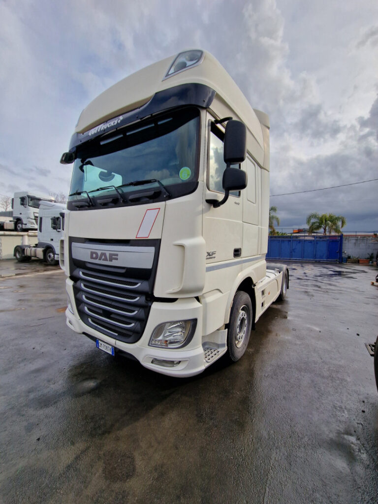 truck XF460SSC GM708TK 27660