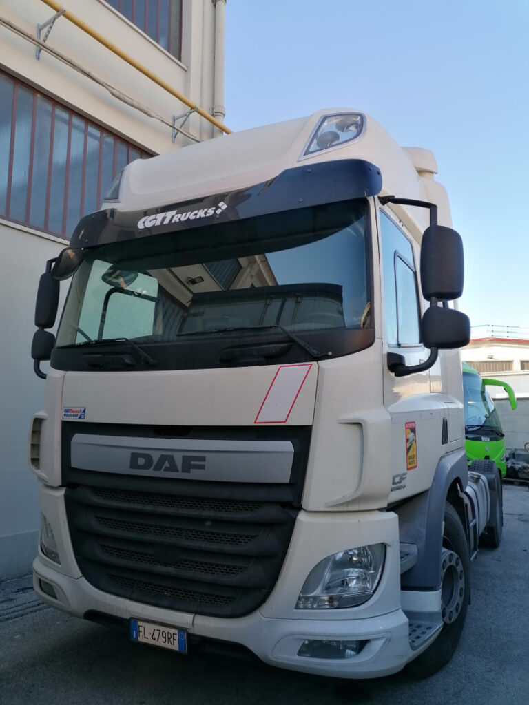 truck CF440SLH FL479RF 33475