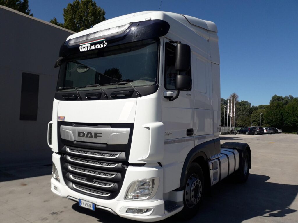 truck XF480SLH FN496NJ 35644