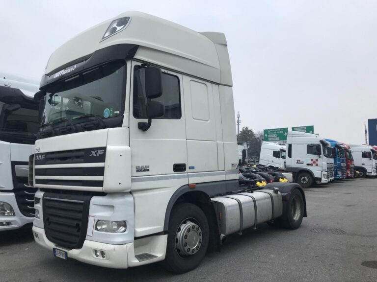 truck XF105SSC GD389HT 36002