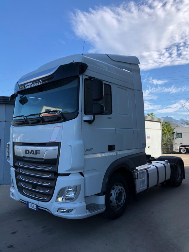 truck XF480SLH FS768LG 35668