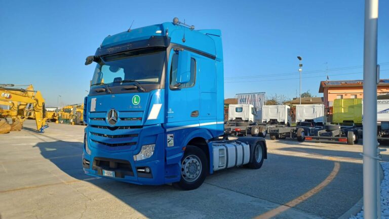 truck Mercedes Actros 1848 FH023AX 38527