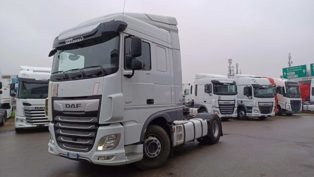 truck XF480SLH FX699PE 38335
