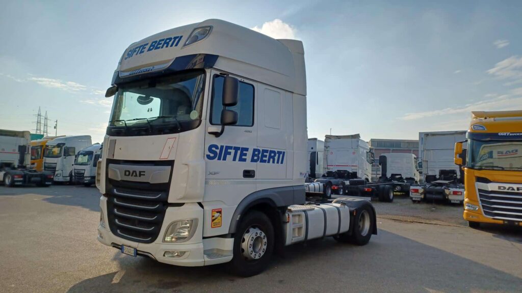 truck XF480SSC FS042LG 36859