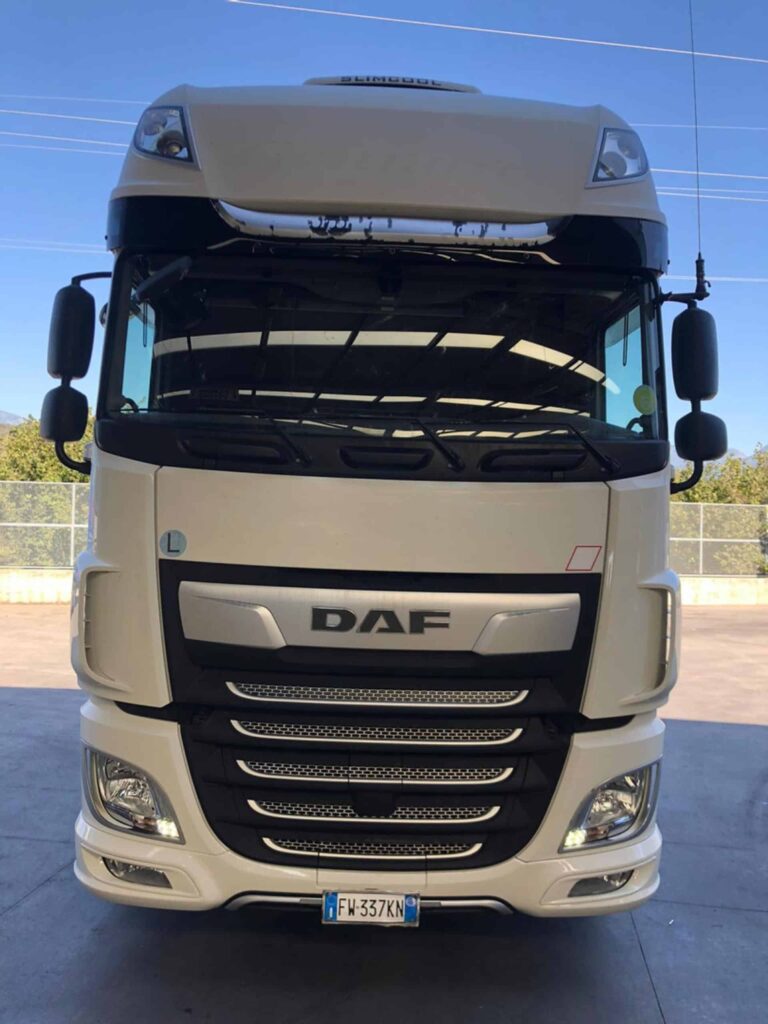 truck XF480SSC FW337KN 38357