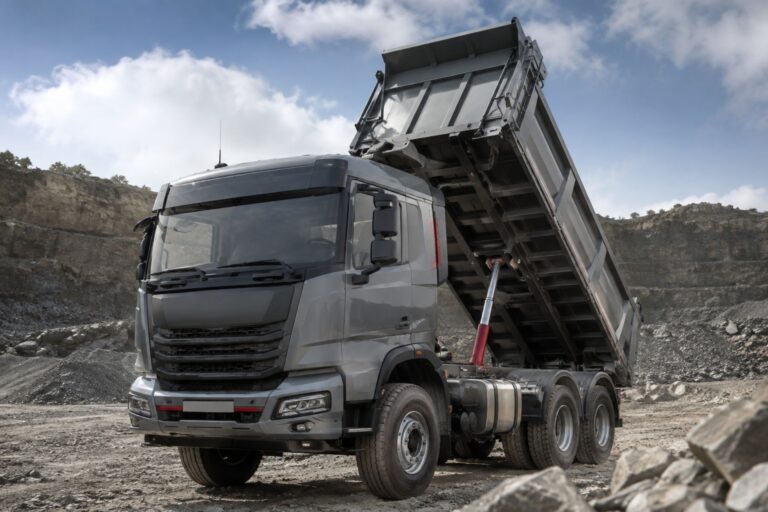 Versatilità e maneggevolezza per un camion da cava - CGT Trucks