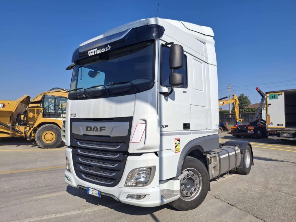 truck XF480SLH FY273SE 67052