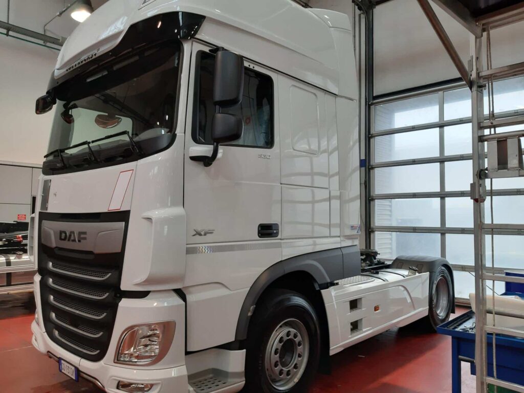 truck XF530SSC GD131DK 65155