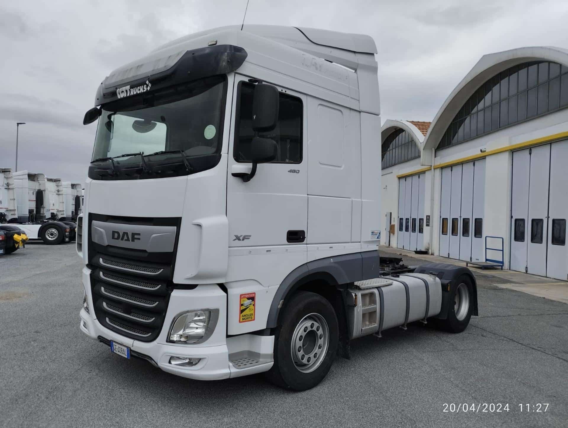 truck XF480SLH GE408AL 26108
