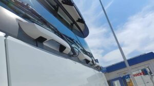 truck XF480SSC FM902MW 33238