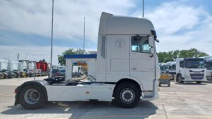 truck XF480SSC FM902MW 33238