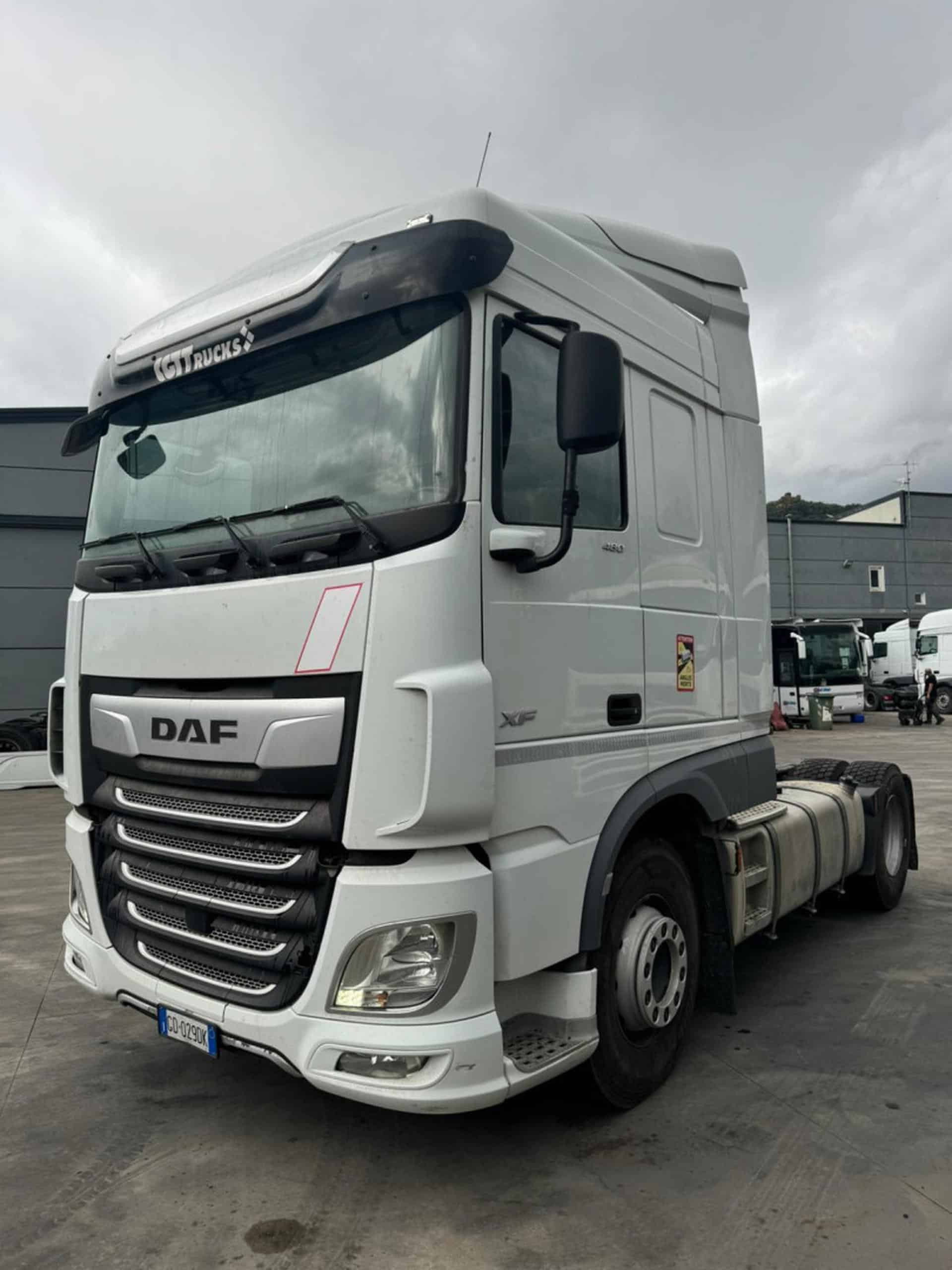 truck XF480SLH GD029DK 26108