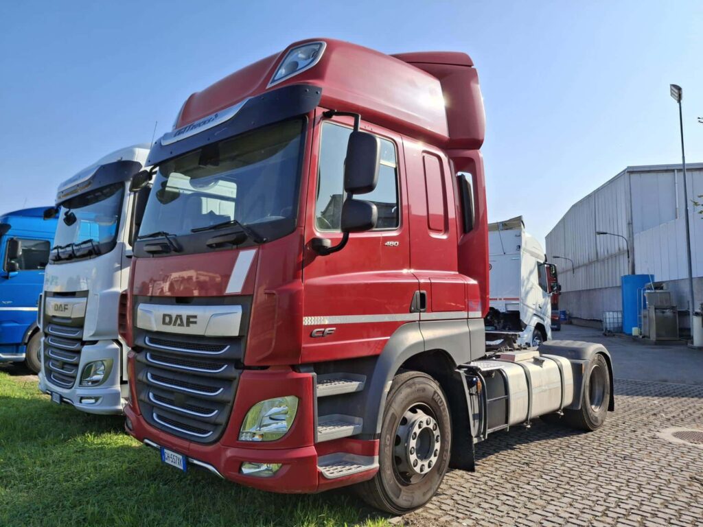 truck CF480SLH GH557XK 87005