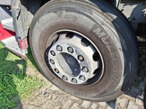 truck CF480SLH GH557XK 87005