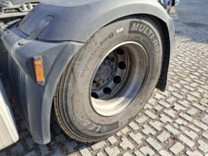 truck CF480SLH GH557XK 87005