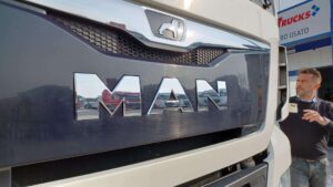 truck TGX460 GD827YD 36136