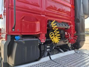 truck XF460SLH FH754LN 29029