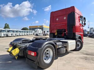 truck XF460SLH FH754LN 29029