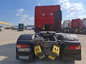 truck XF460SLH FH754LN 29029