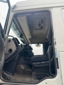 truck XF480SLH GD029DK 55049