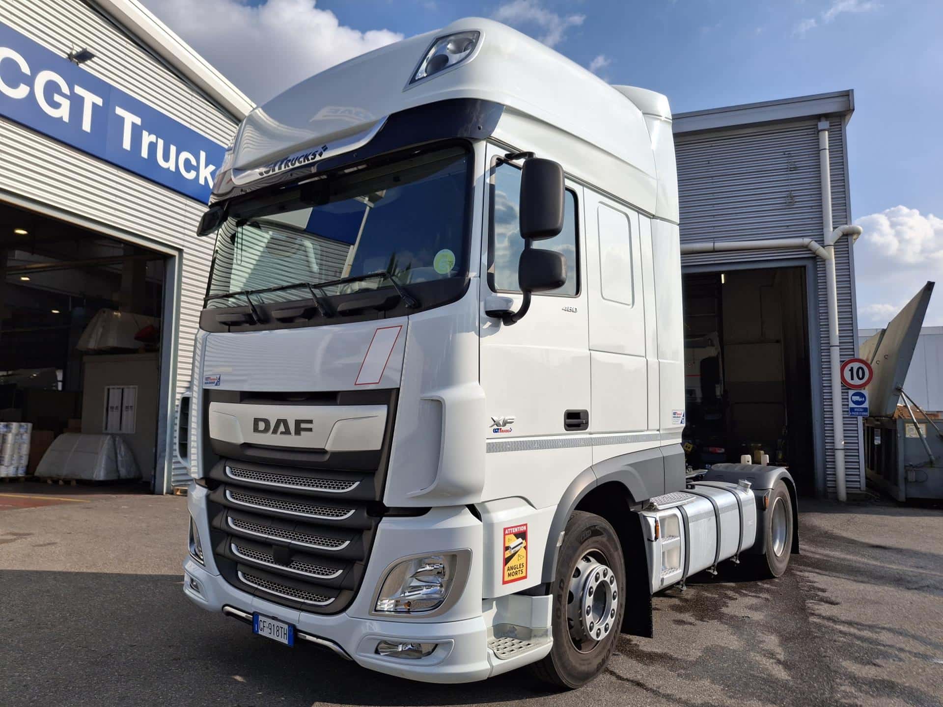 truck XF480SSC GF918TH 26108