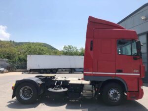 truck XF105SLH FN219EE 28919