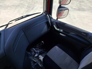 truck XF460SLH FH755LN 92494