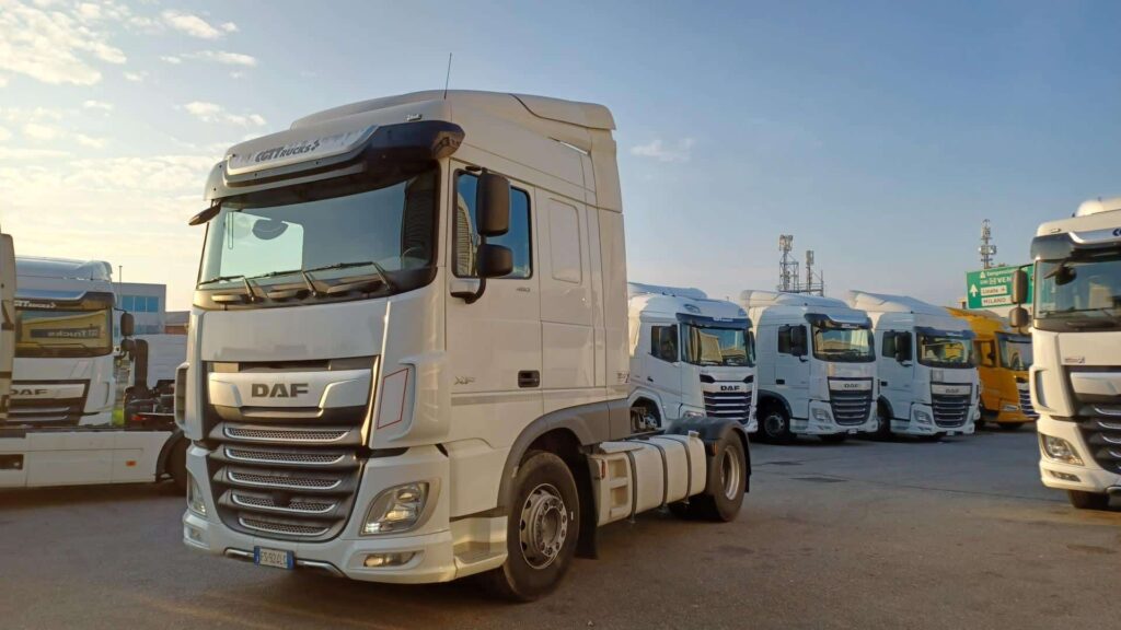 truck XF480SLH FS924LG 35674