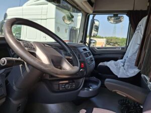 truck XF480SLH FW491CH 48674