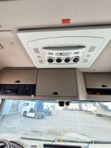 truck XF480SLH GD097DK 92303