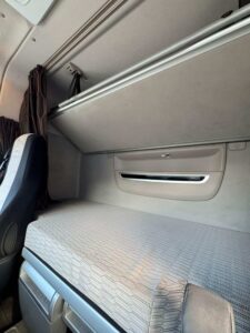 truck XF480SLH GD097DK 92303