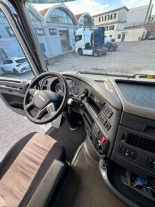 truck XF480SLH GD097DK 92303