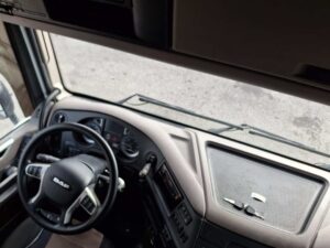 truck XF480SLH GD974DK 92363