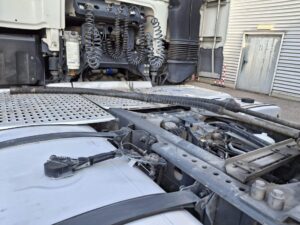 truck XF480SLH GE654AM 92395