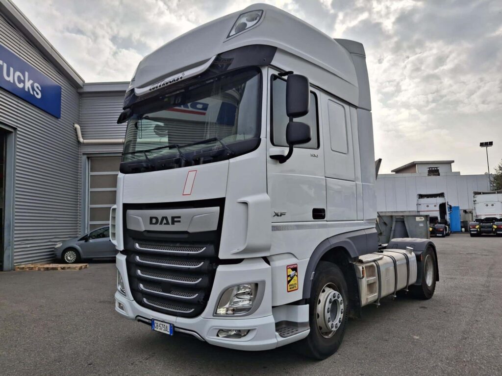 truck XF530SSC GB573AL 92276