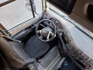 truck CF480SLH GB852AL 92154