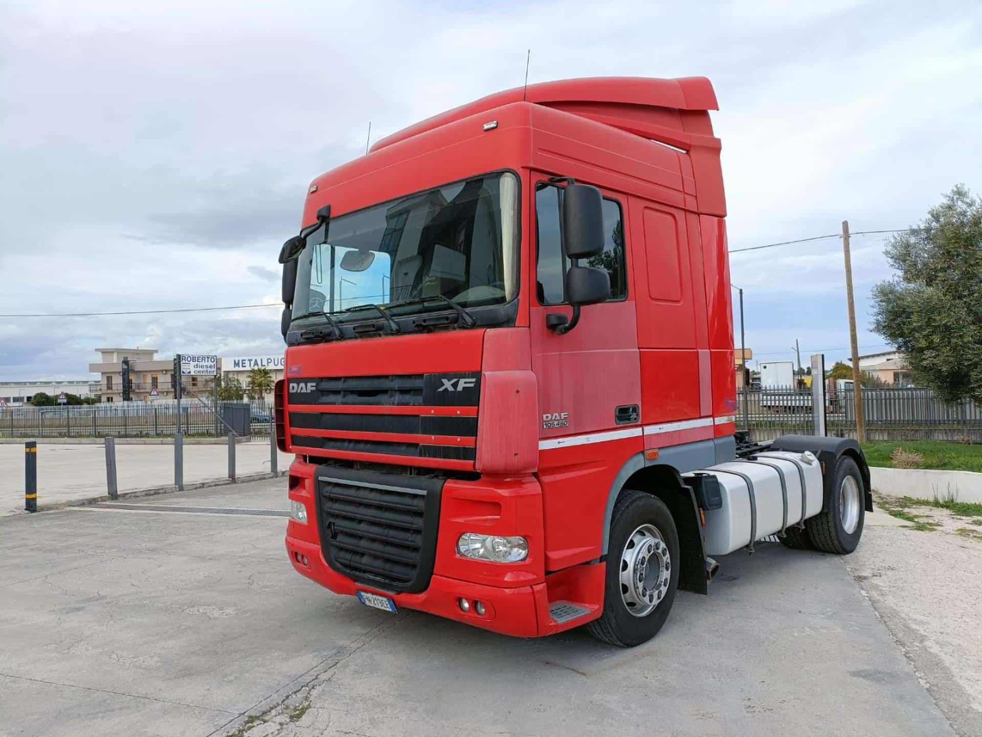 truck XF105SLH FN219EE 26108