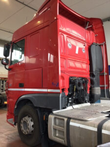 truck XF460SLH FJ174DA 94734