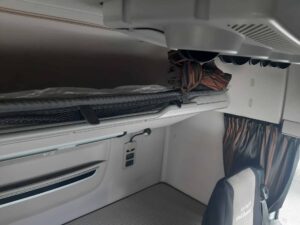 truck XF480SLH GB851AL 92695