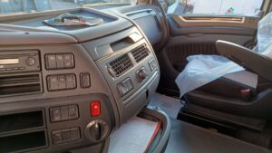 truck XF480SLH FS924LG 35674