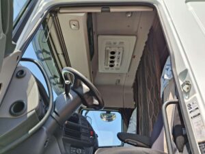 truck XF480SLH FW491CH 48674