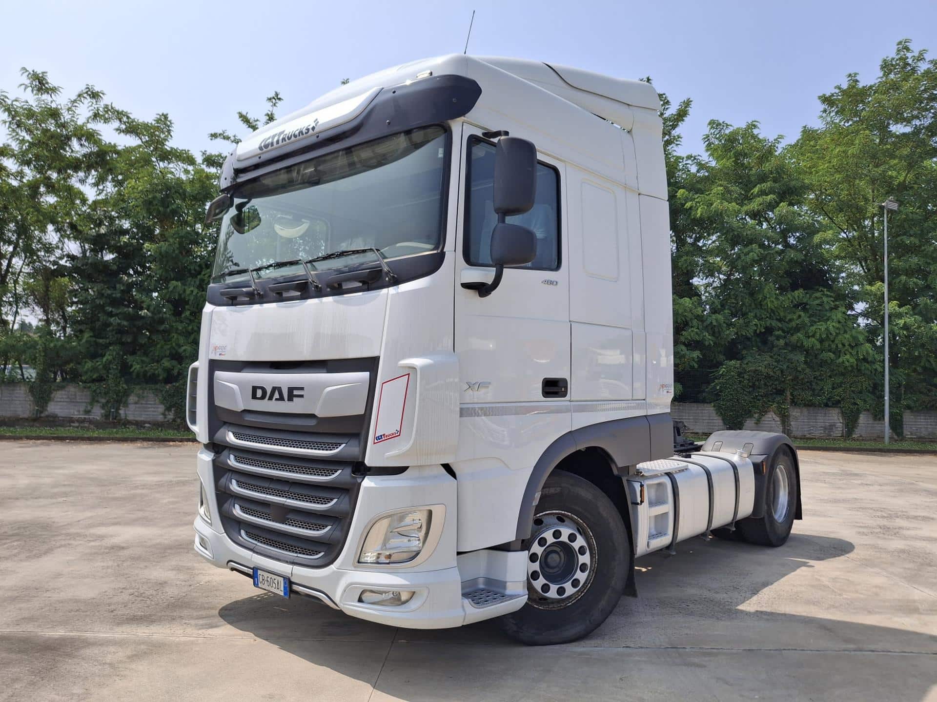 truck XF480SLH GB605AL 26108