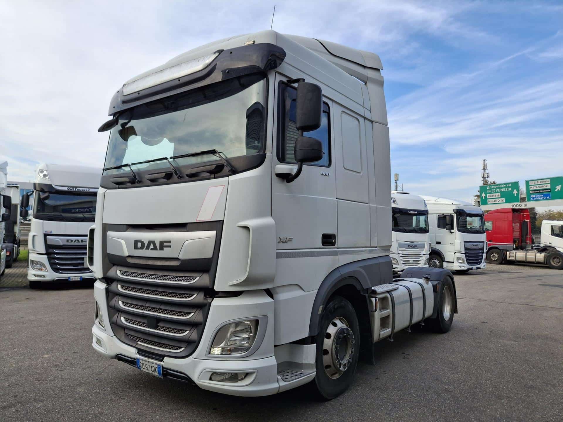 truck XF480SLH GD974DK 26108