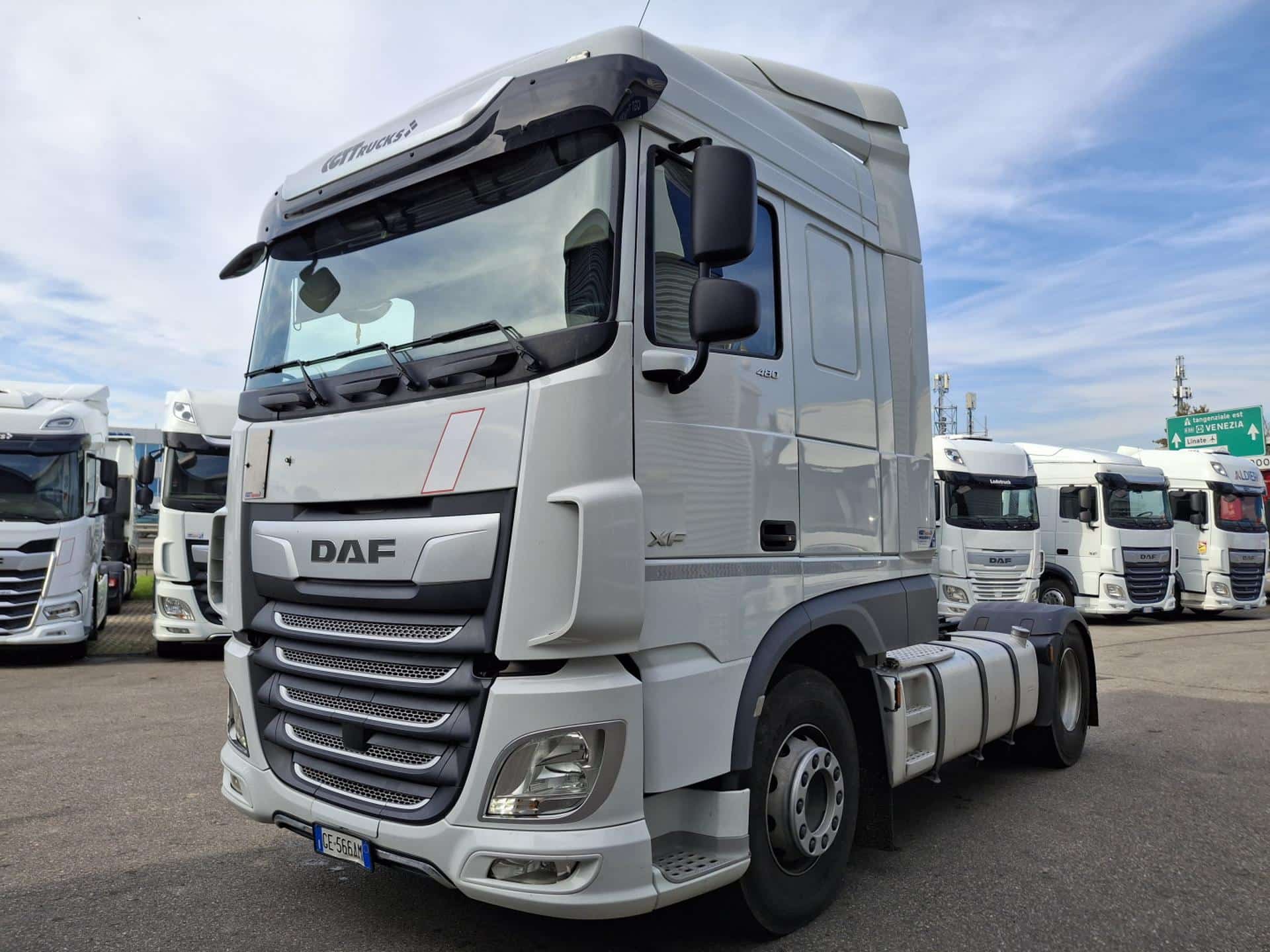 truck XF480SLH GE566AM 26108
