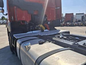 truck CF480SLH FM391VE 27541