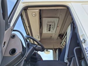 truck XF450SLH GK839HA 102850