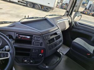 truck XF450SLH GK839HA 102850